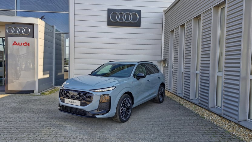 Q3 SUV TFSI quattro 195 kW S tronic képe