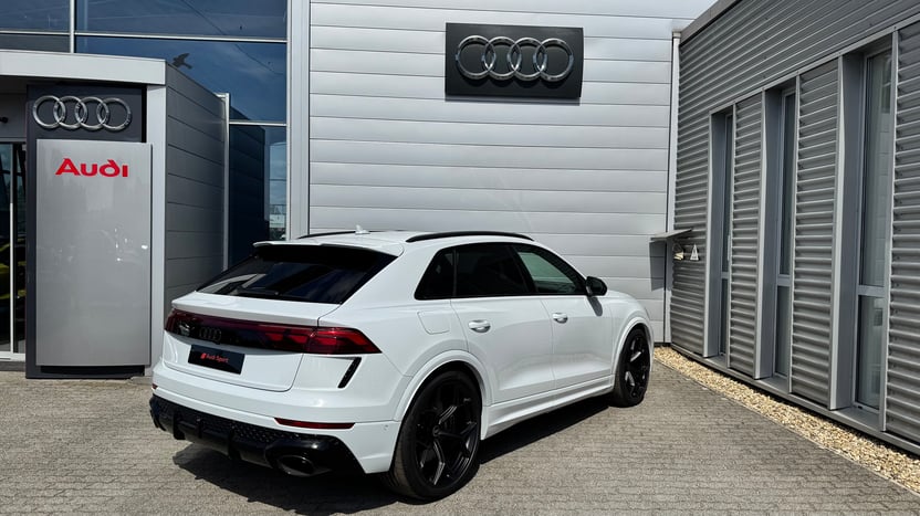 RS Q8 performance quattro tiptronic képe