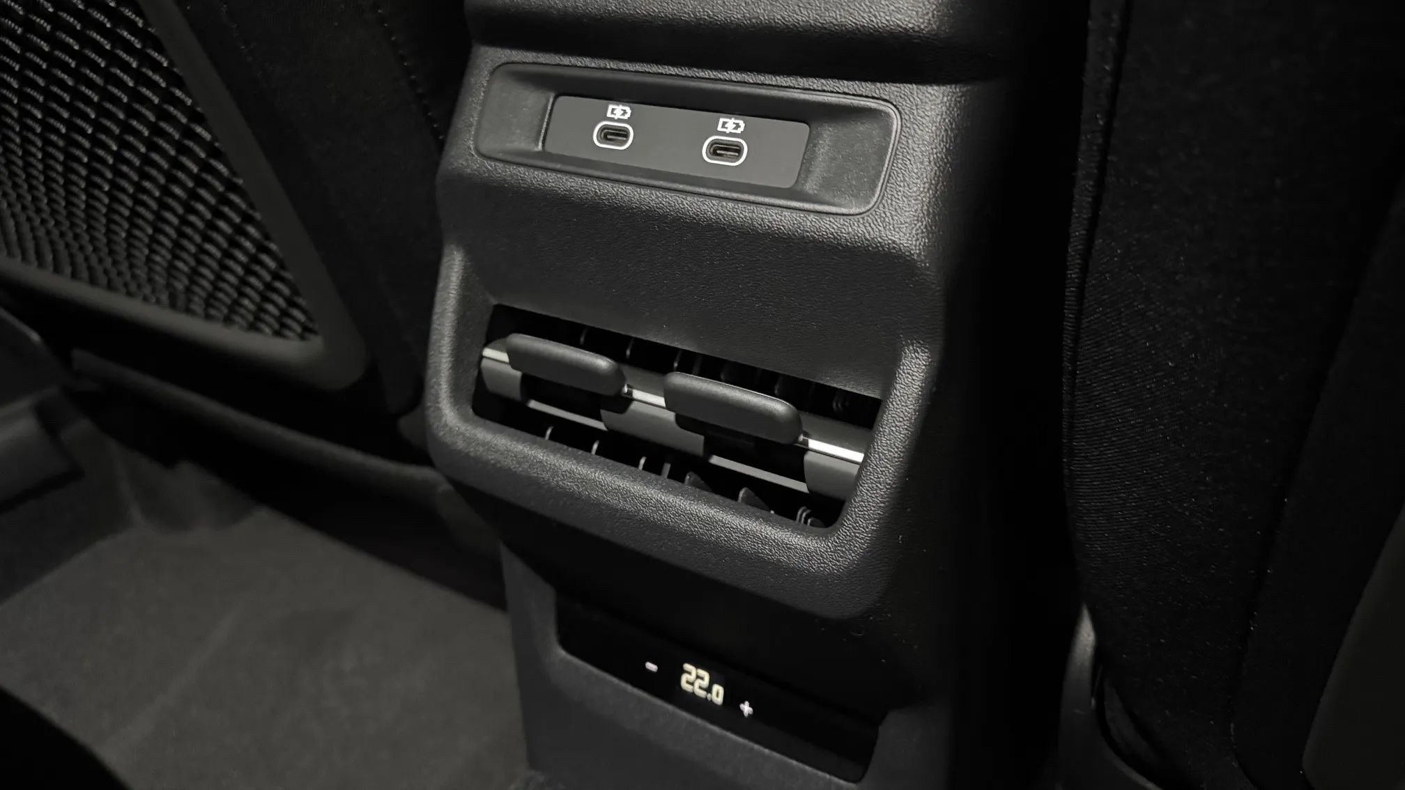 Q3 SB TDI 110 kW S tronic képe