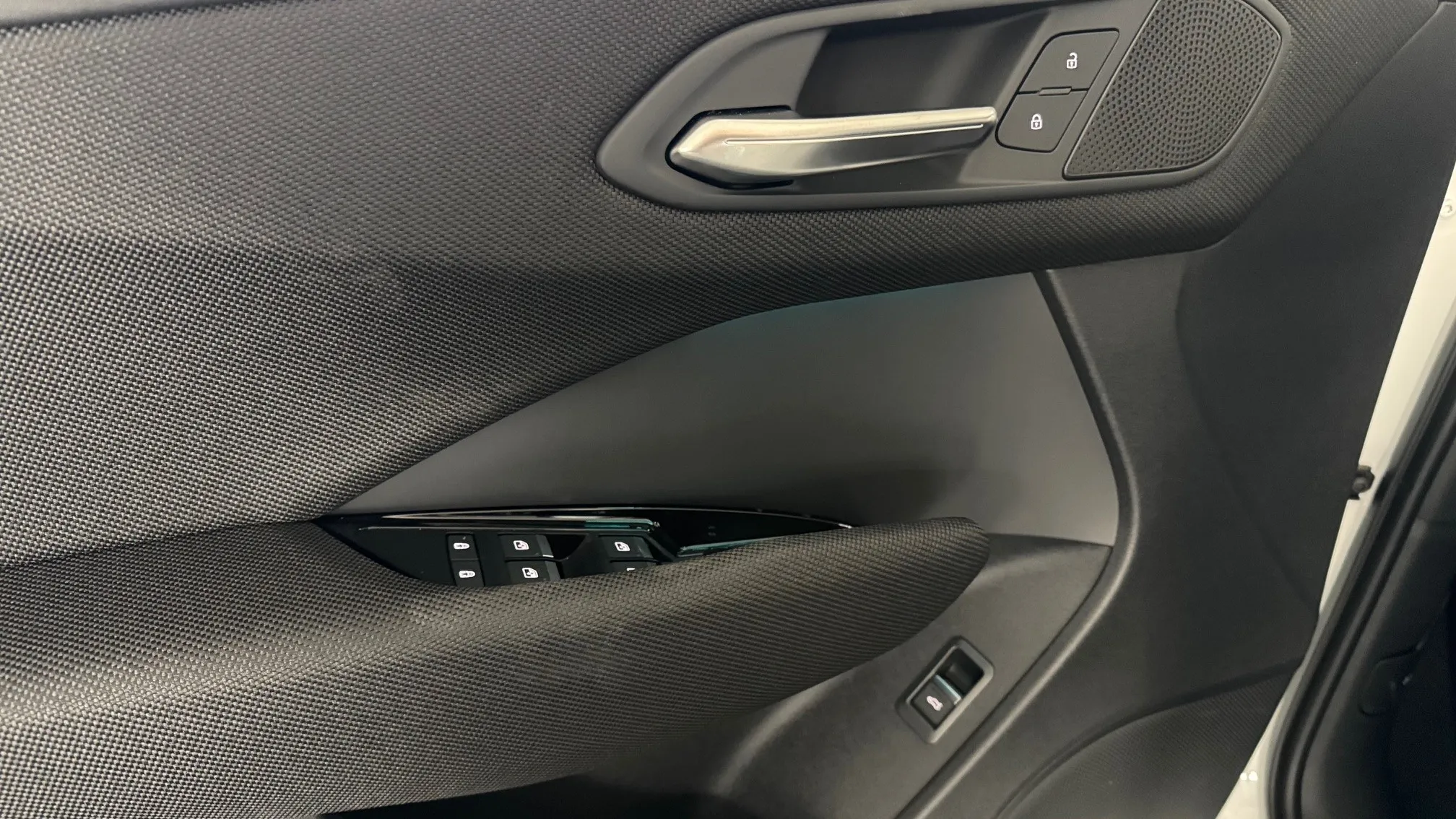 Q3 SB TDI 110 kW S tronic képe