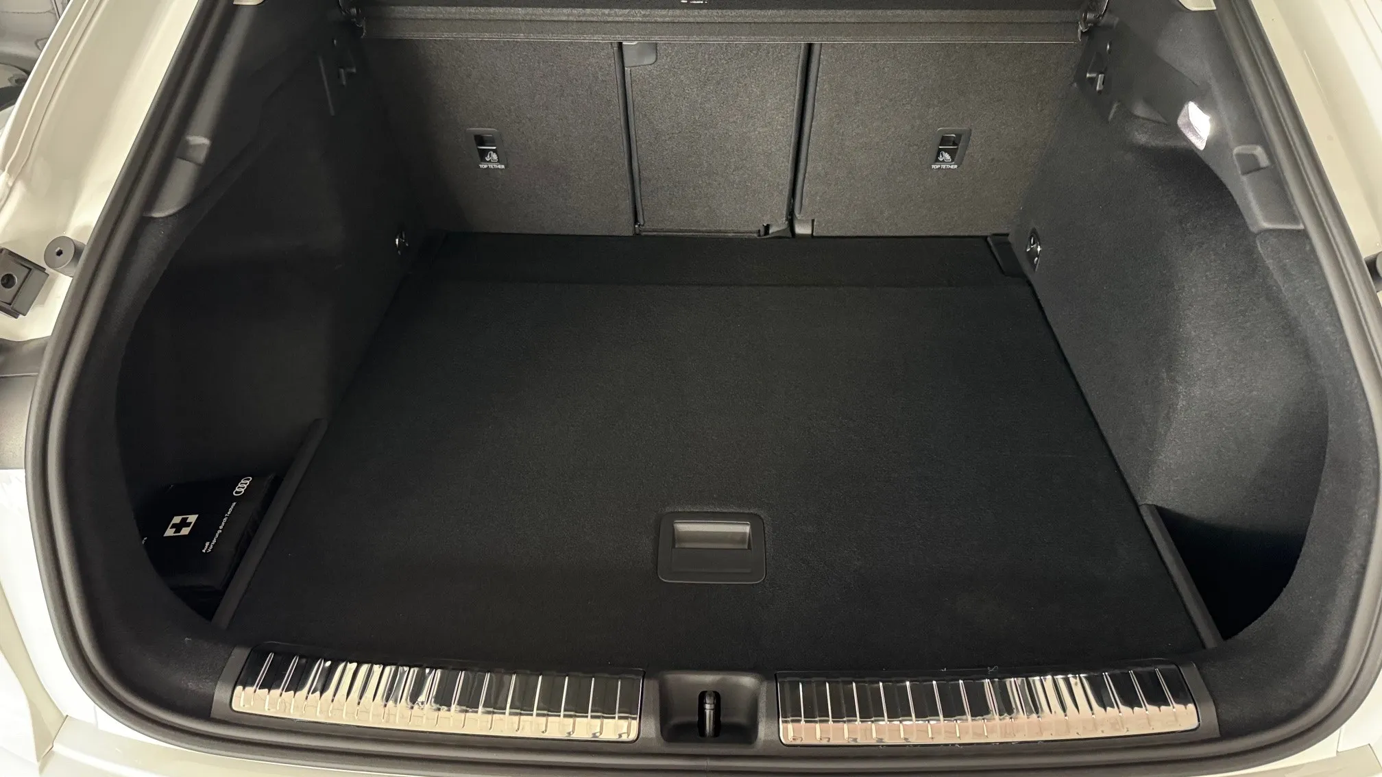 Q3 SB TDI 110 kW S tronic képe