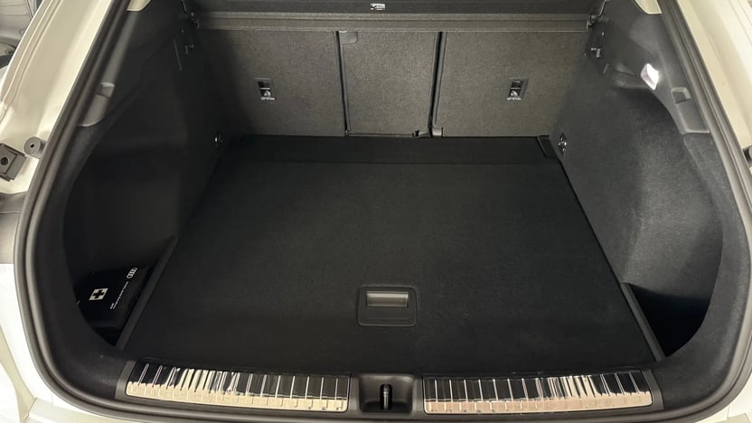 Q3 SB TDI 110 kW S tronic képe