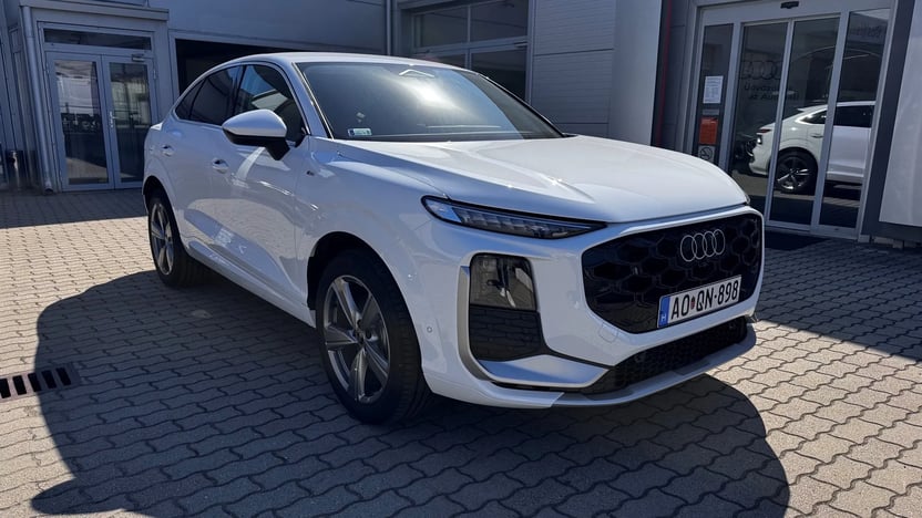 Q3 SB TDI 110 kW S tronic képe