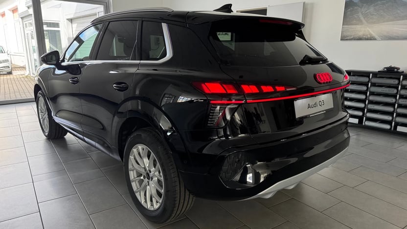 Q3 SUV TFSI 110 kW S tronic képe