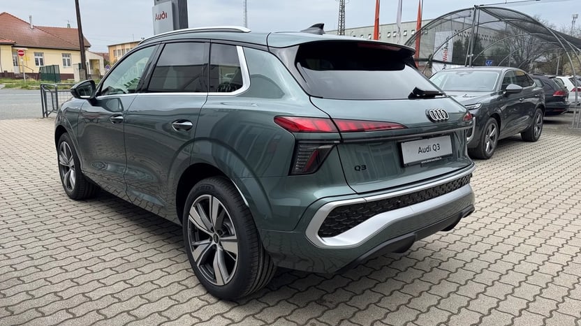 Q3 SUV TDI 110 kW S tronic képe