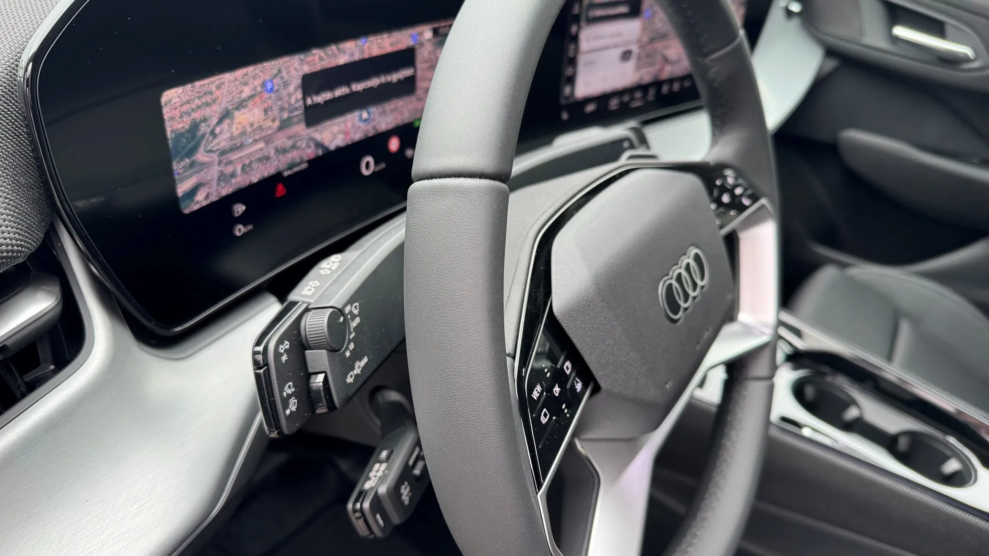 Q3 SUV TDI 110 kW S tronic képe