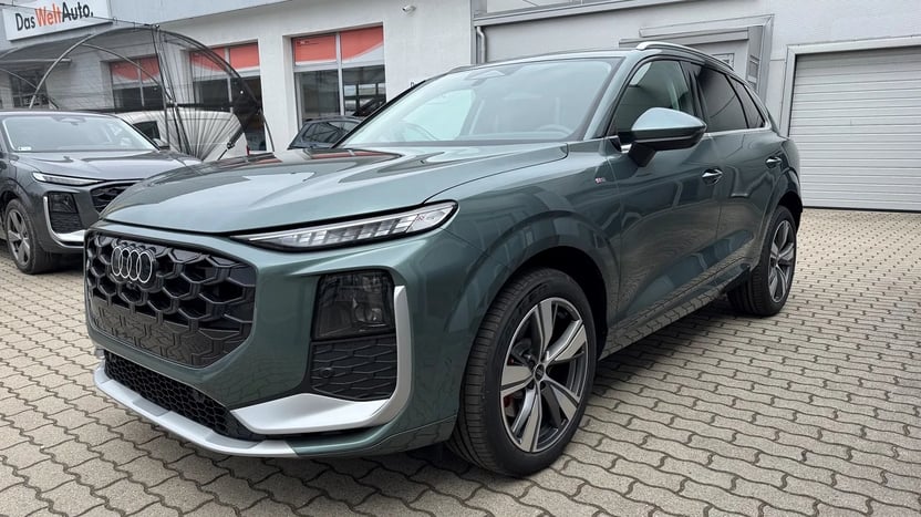 Q3 SUV TDI 110 kW S tronic képe