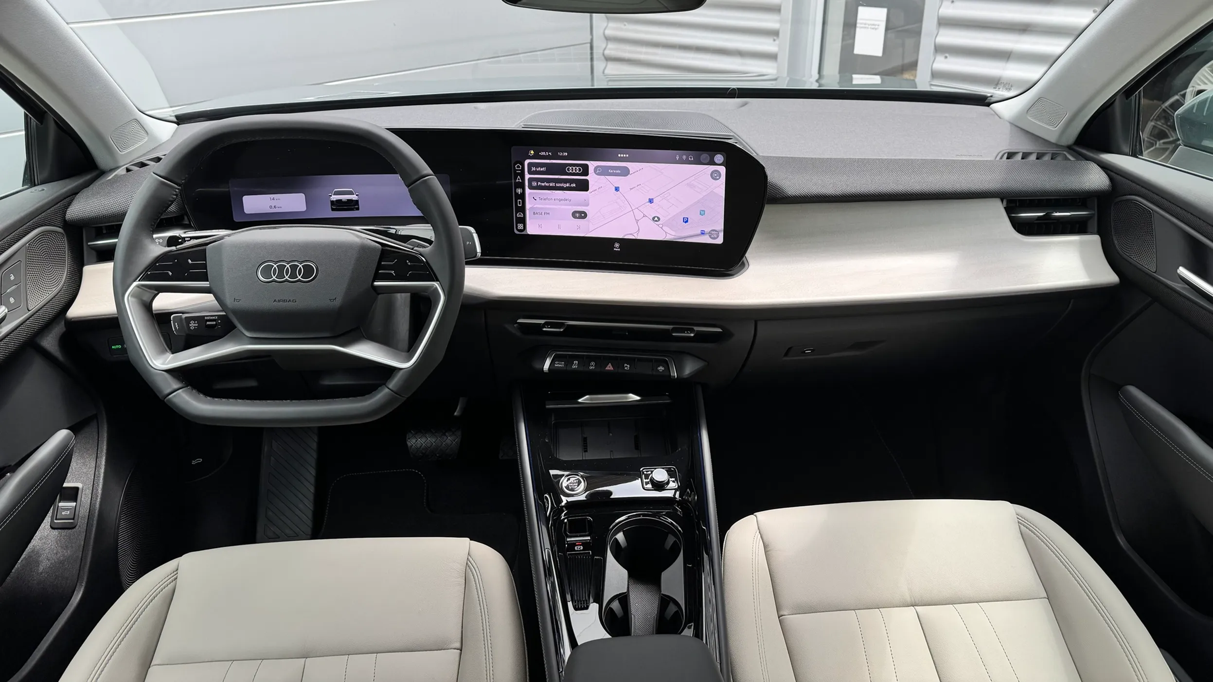 Q3 SUV TFSI quattro 150 kW S tronic képe