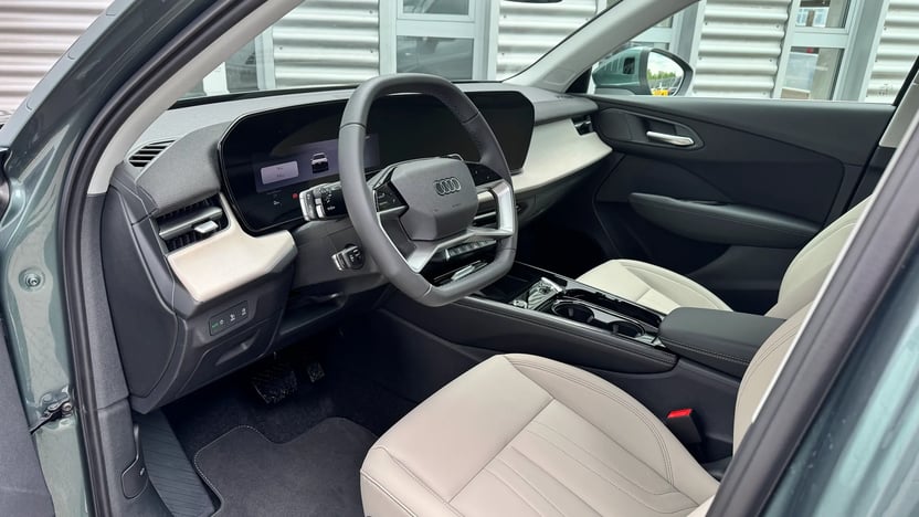Q3 SUV TFSI quattro 150 kW S tronic képe