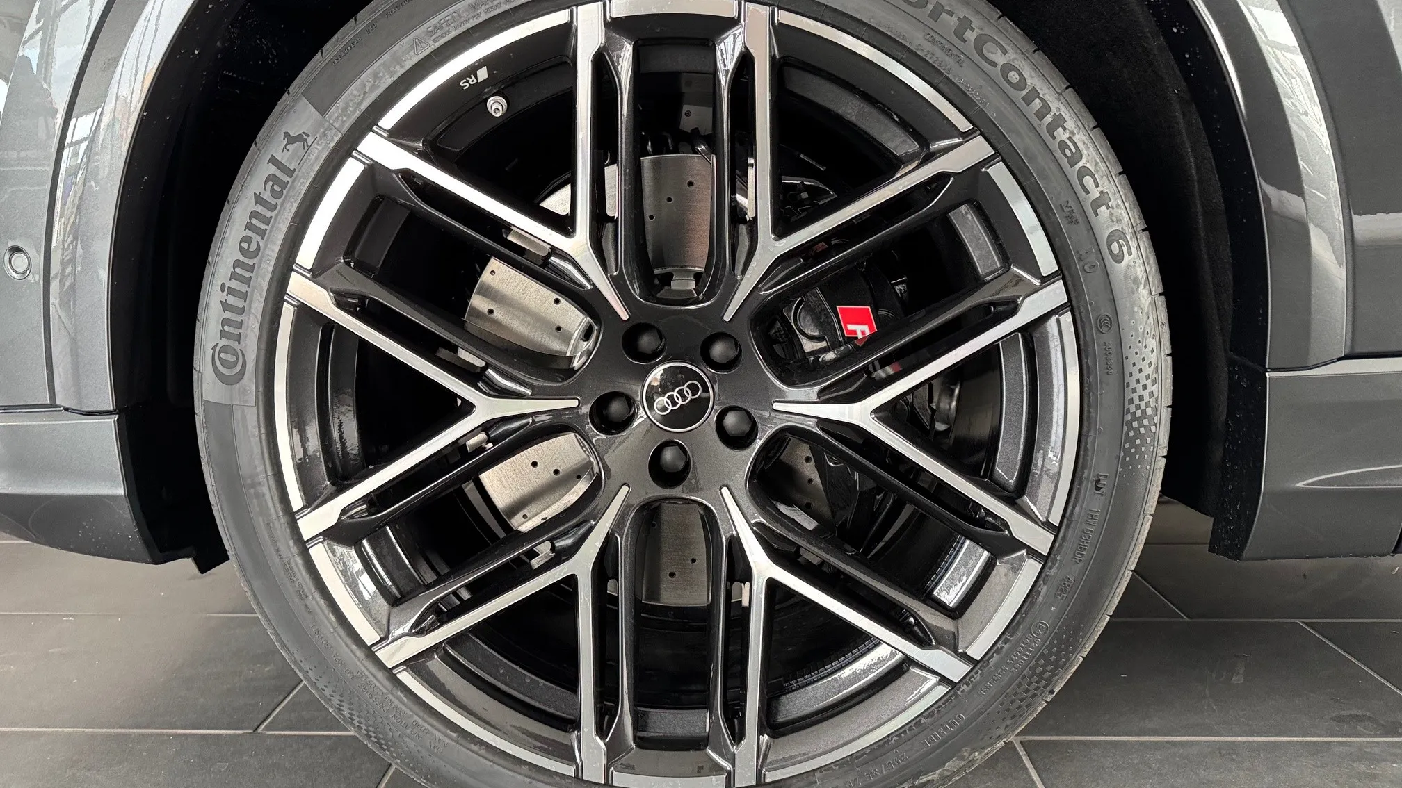 RS Q8 quattro tiptronic képe