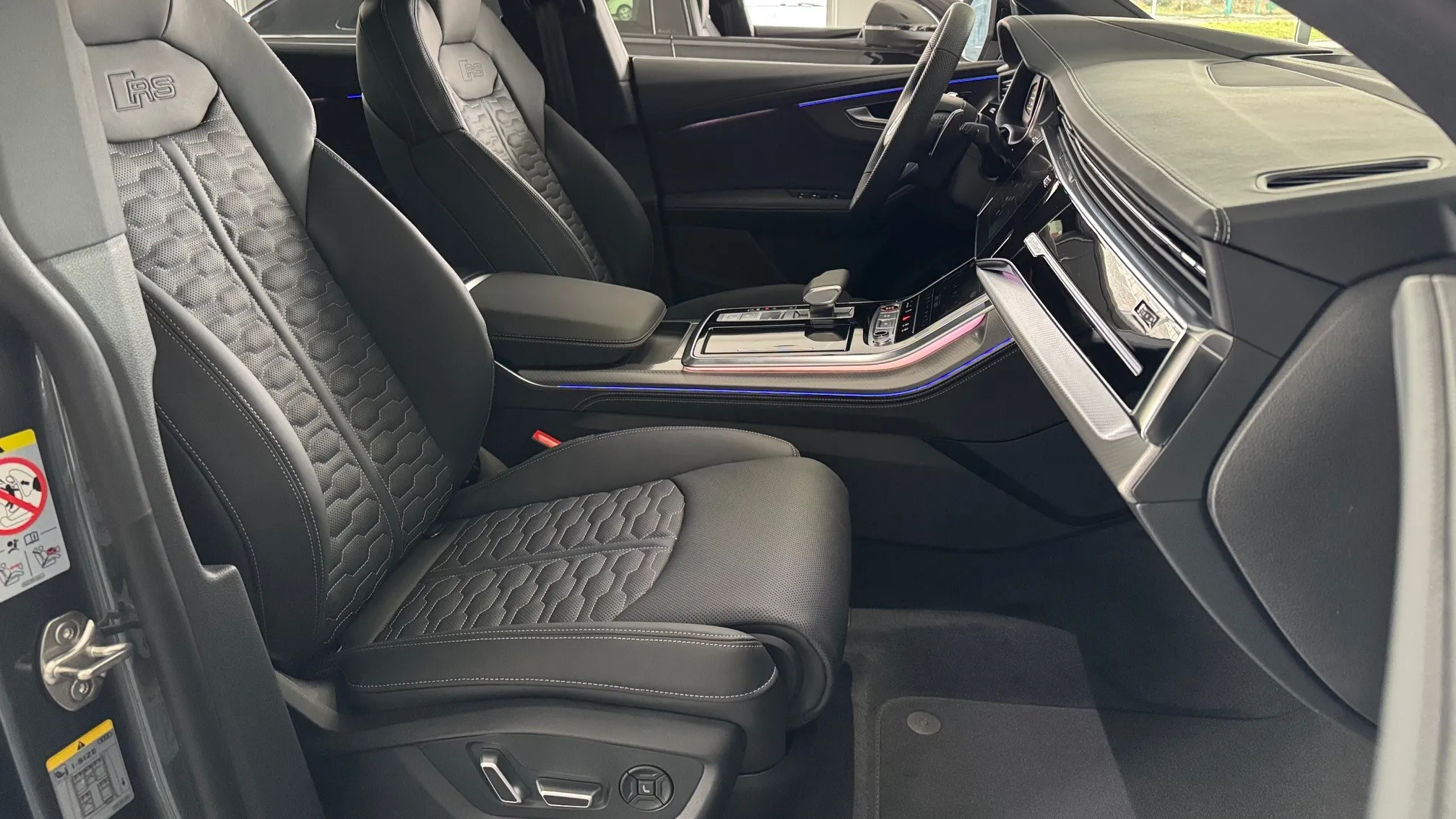 RS Q8 quattro tiptronic képe