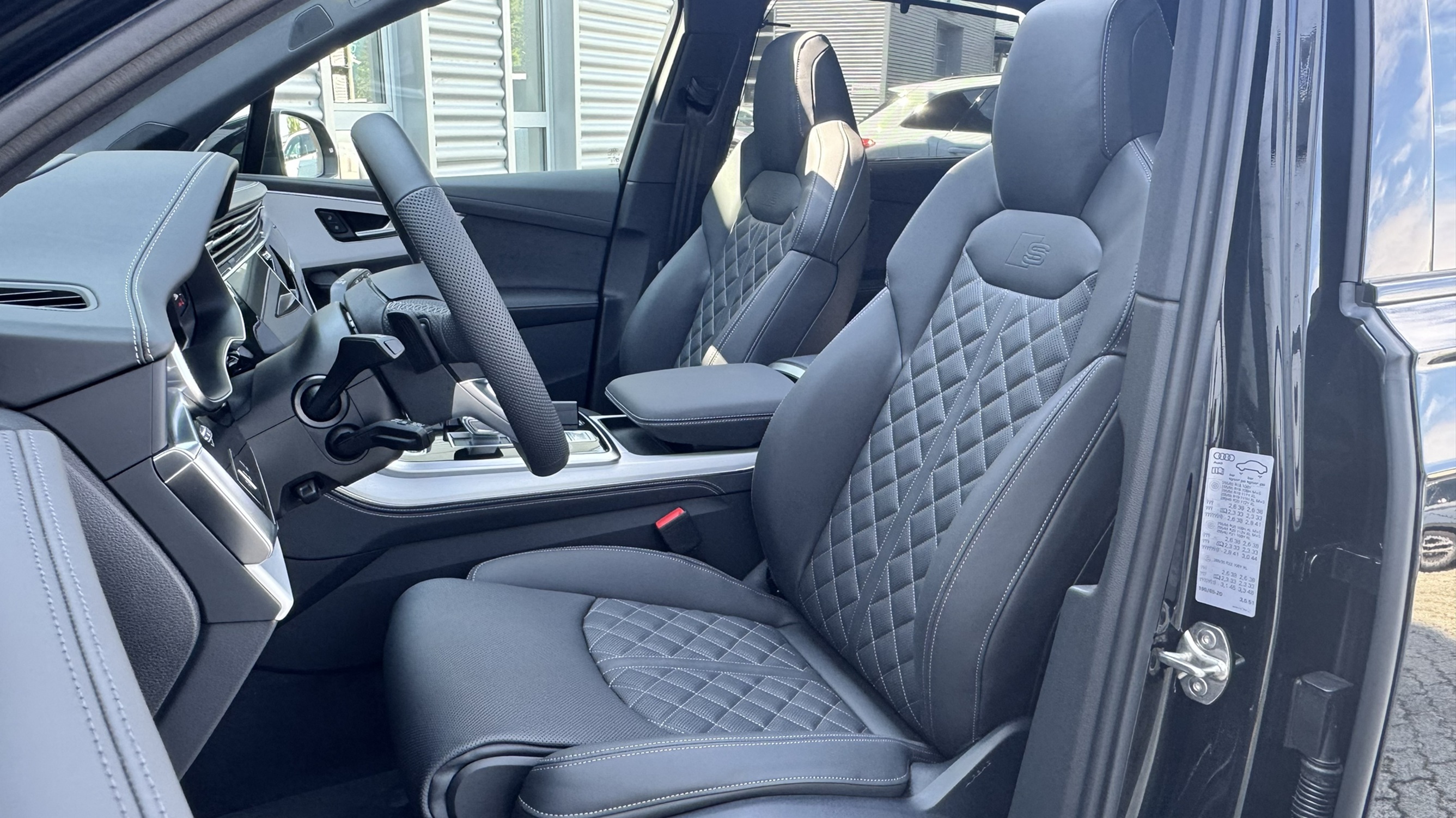 Q7 S line 50 TDI quattro tiptronic Icon képe