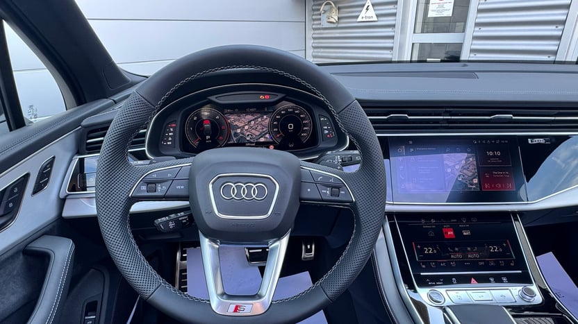 Q7 S line 50 TDI quattro tiptronic Icon képe