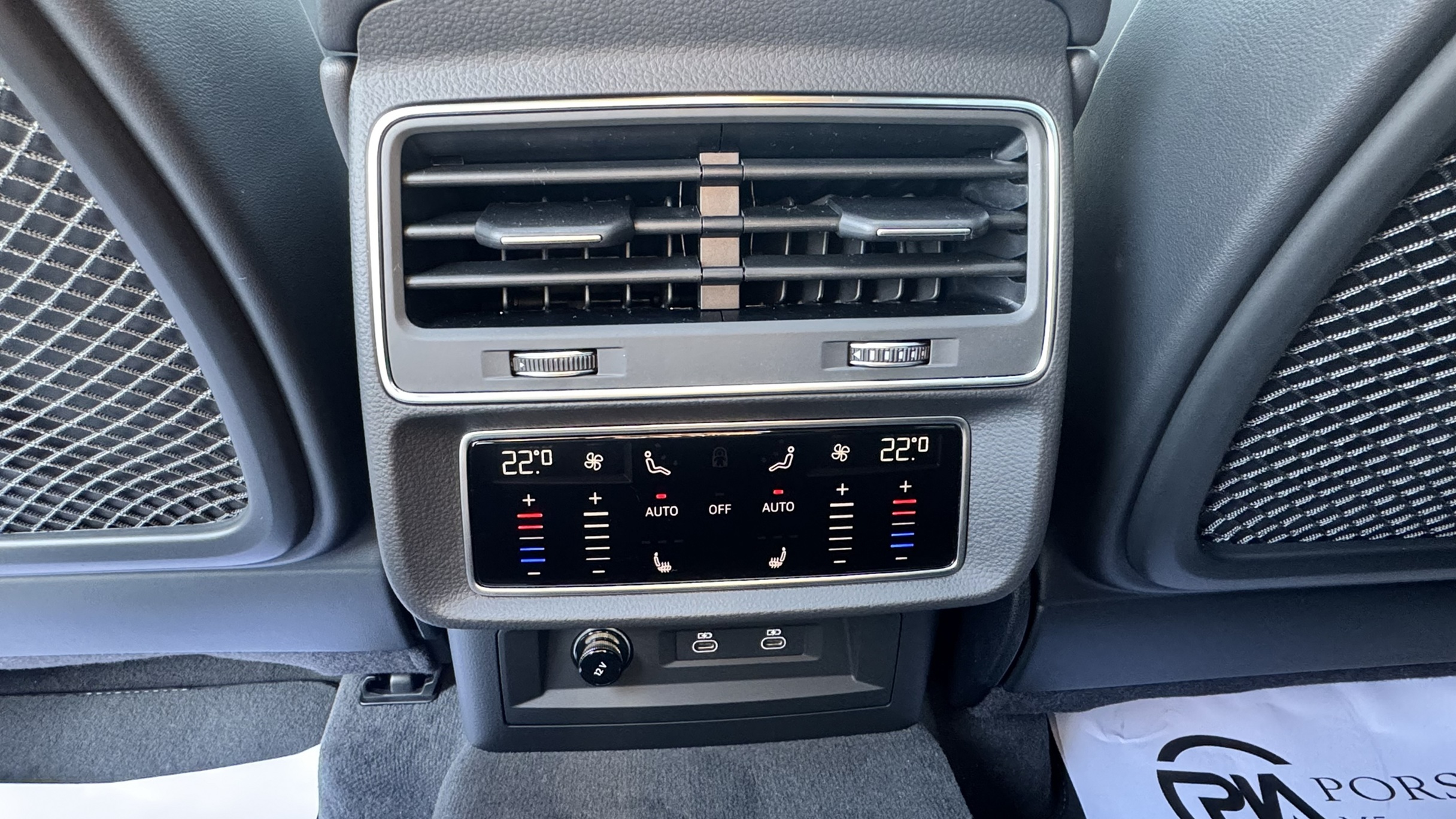 Q7 S line 50 TDI quattro tiptronic Icon képe