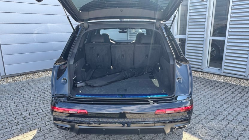 Q7 S line 50 TDI quattro tiptronic Icon képe