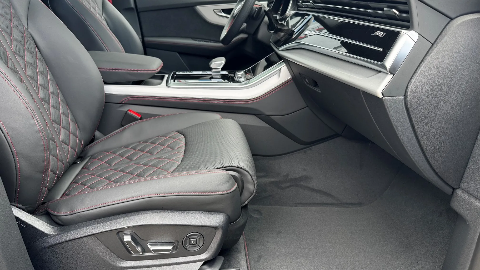 Q8 50 TDI quattro tiptronic képe