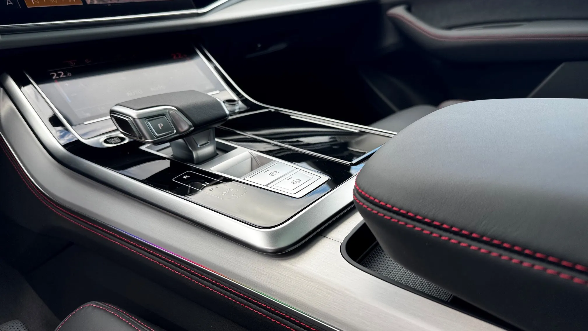 Q8 50 TDI quattro tiptronic képe