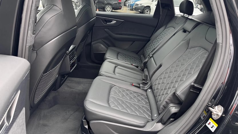 Q7 50 TDI quattro tiptronic képe