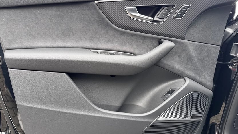 Q7 50 TDI quattro tiptronic képe