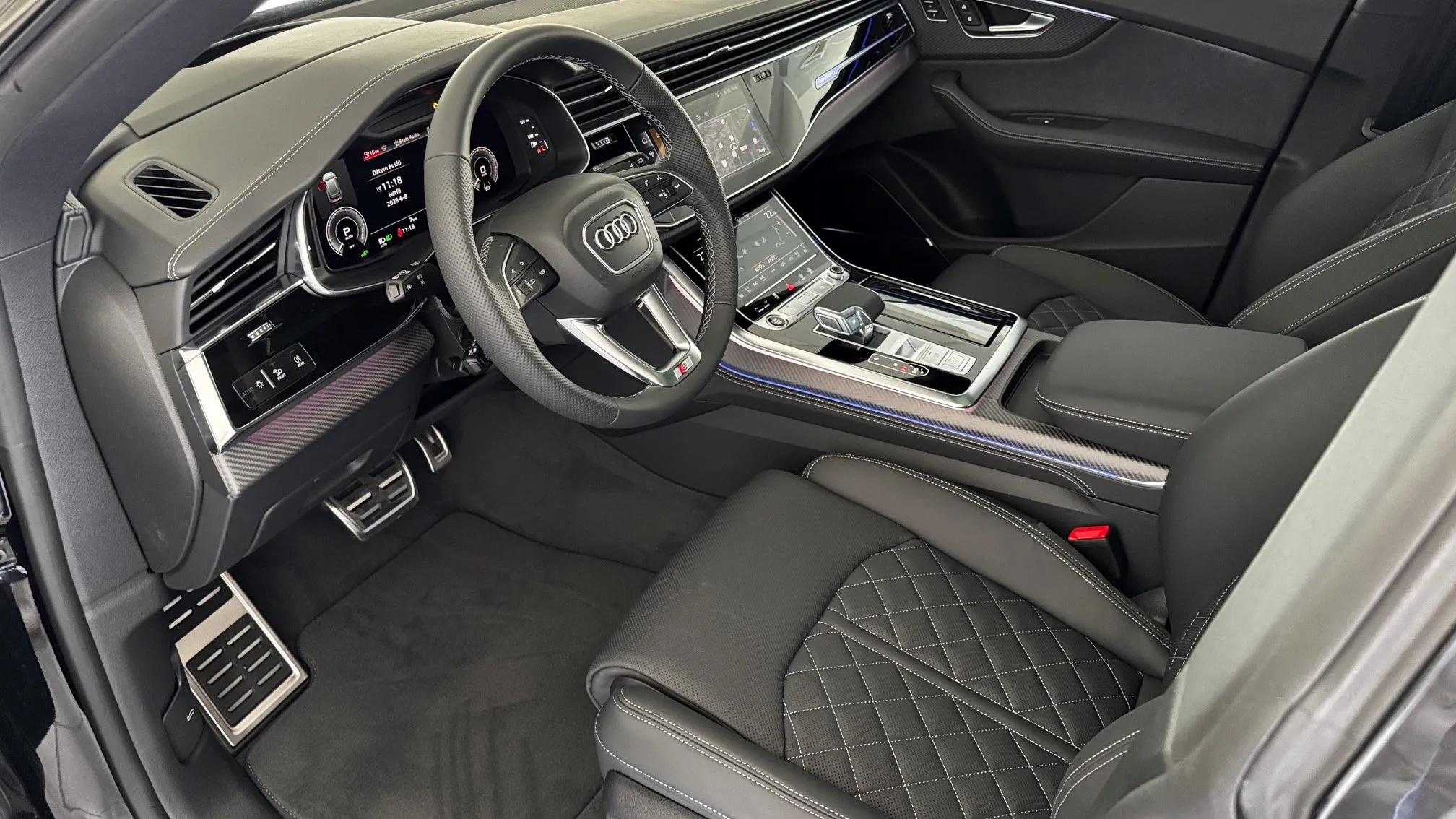 Q8 55 TFSI e quattro tiptronic képe