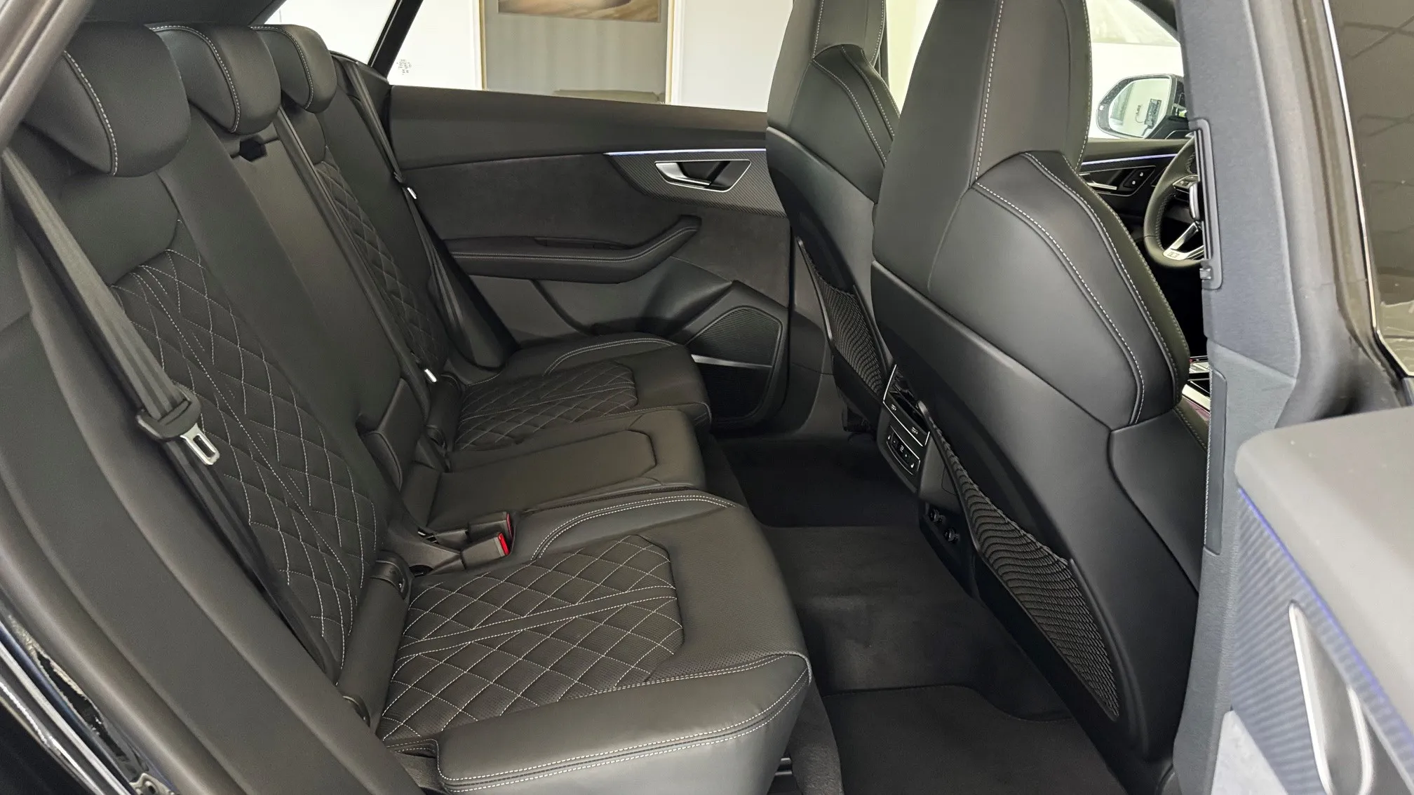 Q8 55 TFSI e quattro tiptronic képe