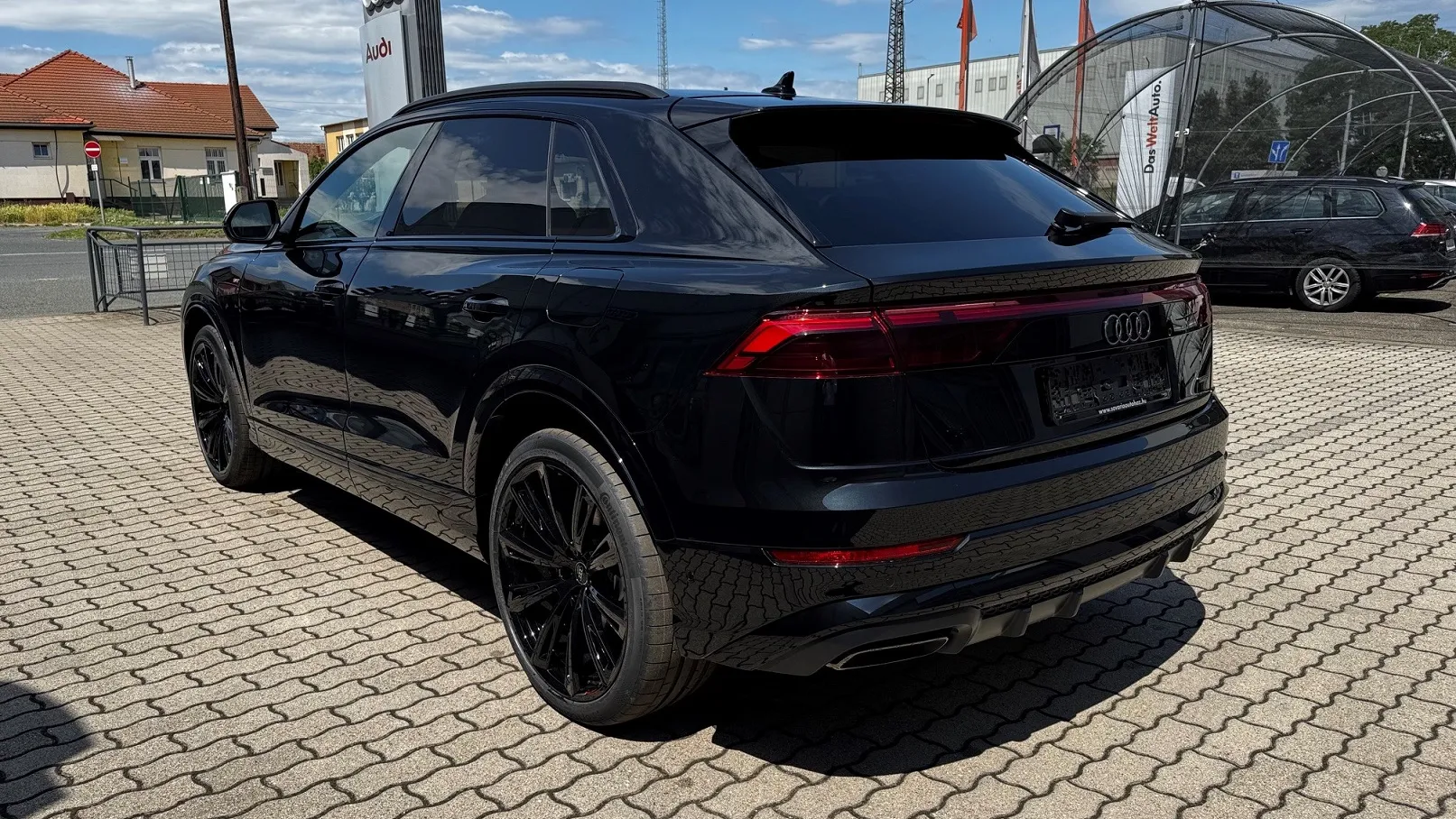 Q8 55 TFSI e quattro tiptronic képe