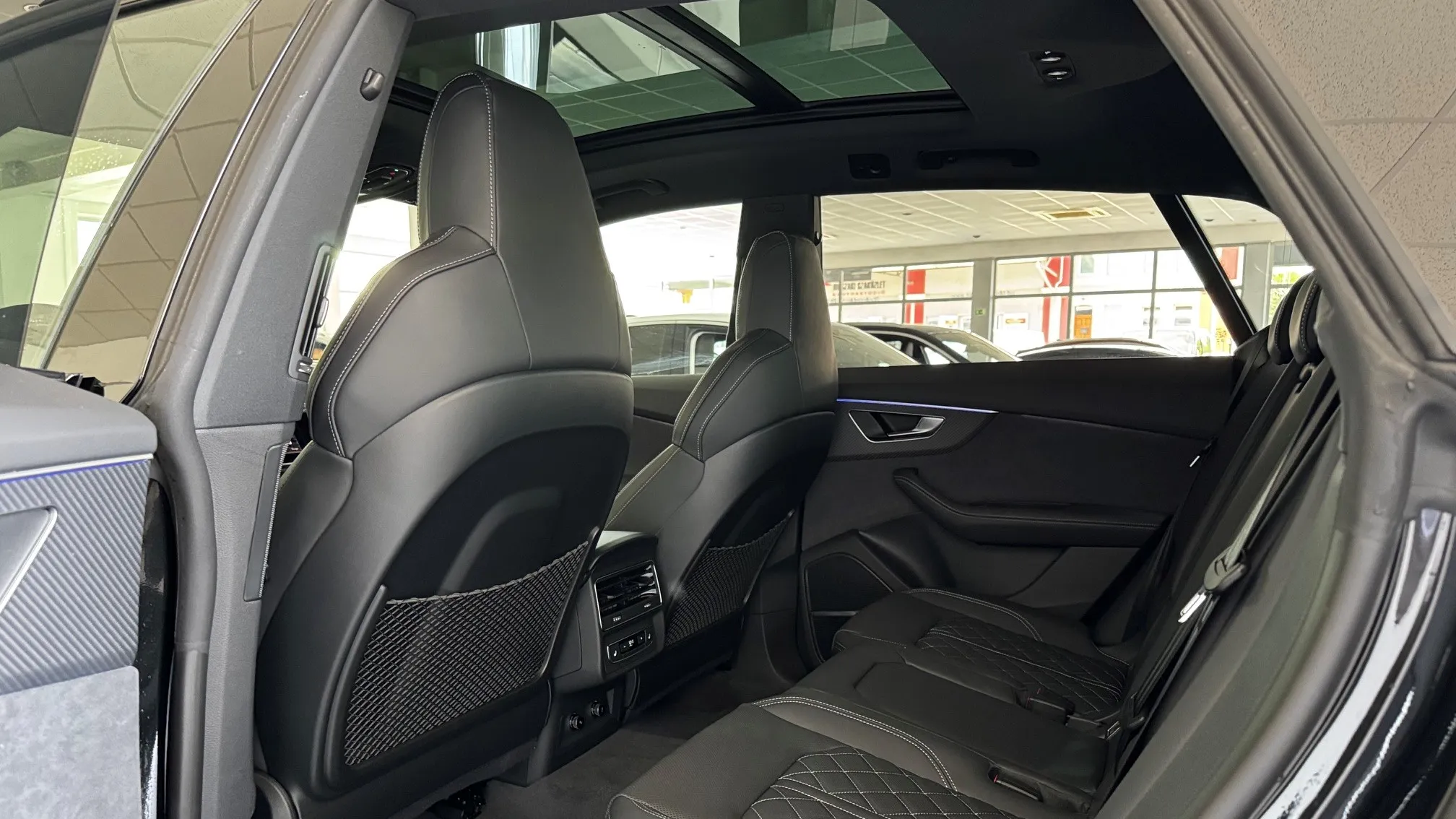 Q8 55 TFSI e quattro tiptronic képe