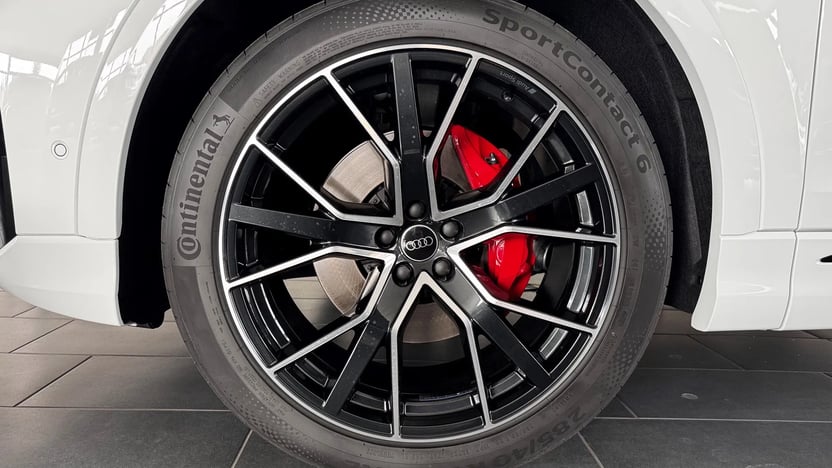 Q8 50 TDI quattro tiptronic képe