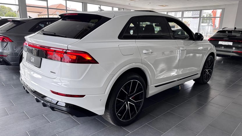 Q8 50 TDI quattro tiptronic képe