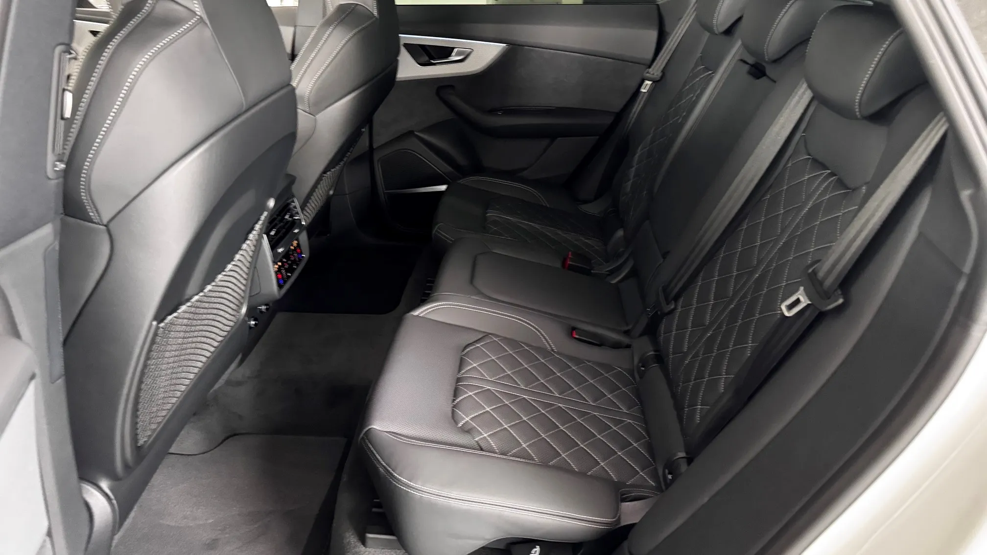 Q8 50 TDI quattro tiptronic képe