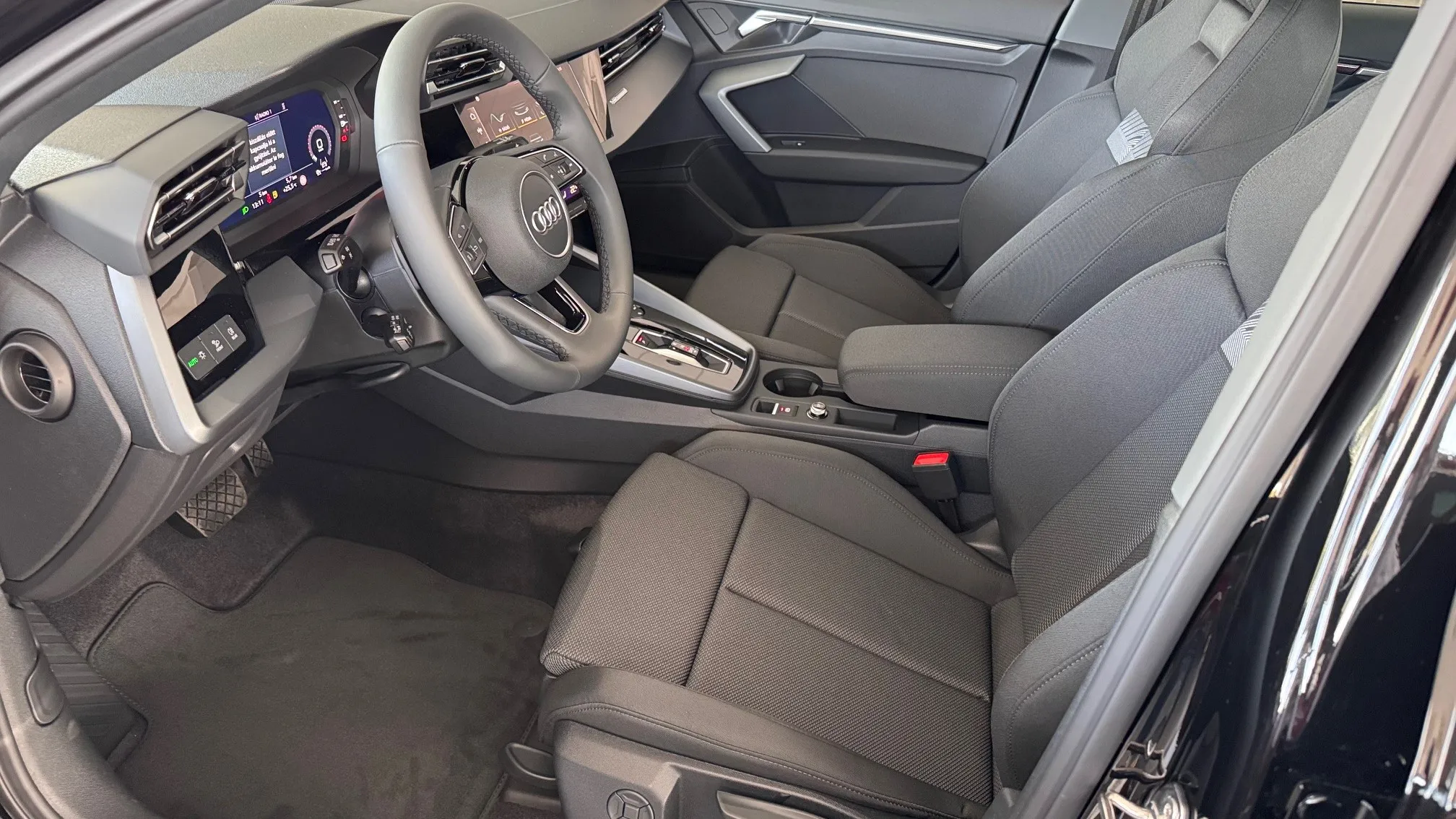 A3 SB 30 TFSI S tronic Core képe