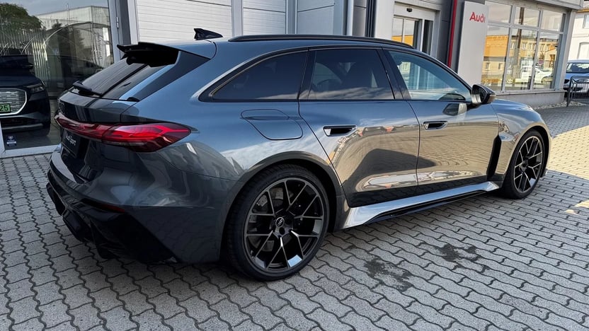 RS 5 Avant 470 kW tiptronic képe