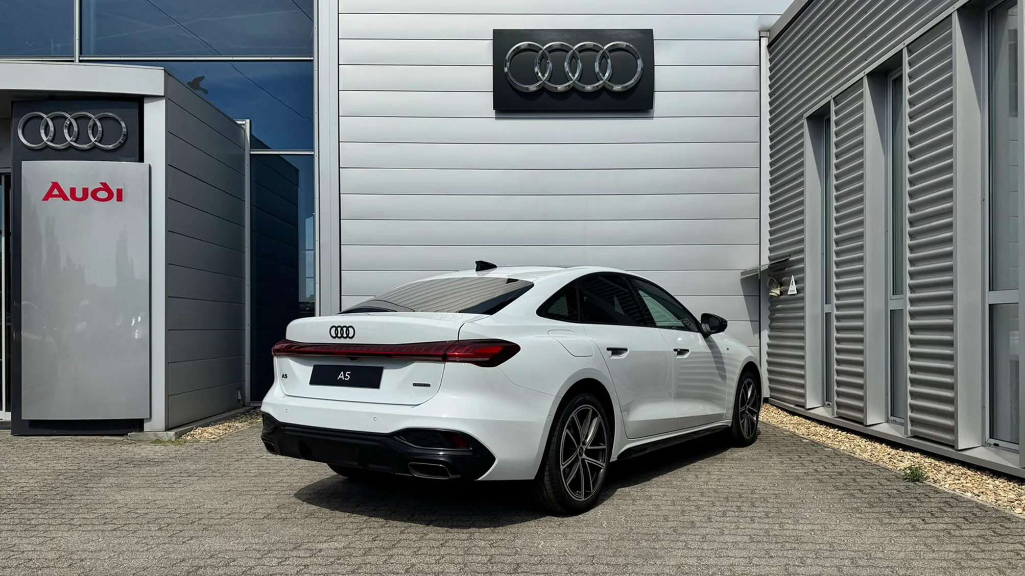 A5 Limousine 40 TFSI quattro S tronic képe