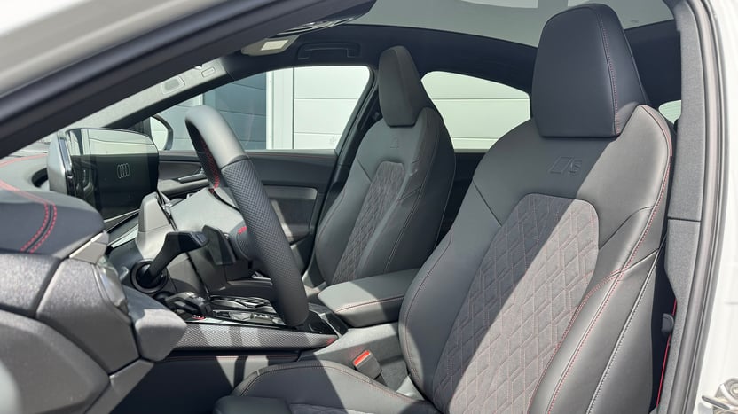 A5 Limousine 40 TFSI quattro S tronic képe