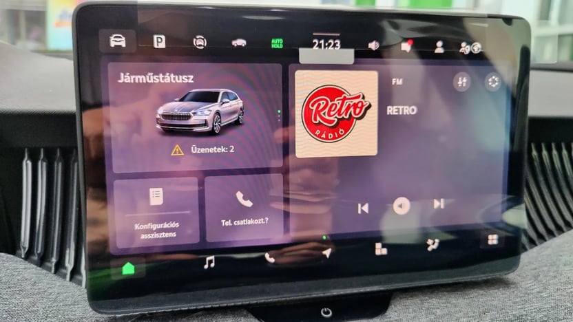 Superb Combi Selection 2.0 TDI DSG SCR képe