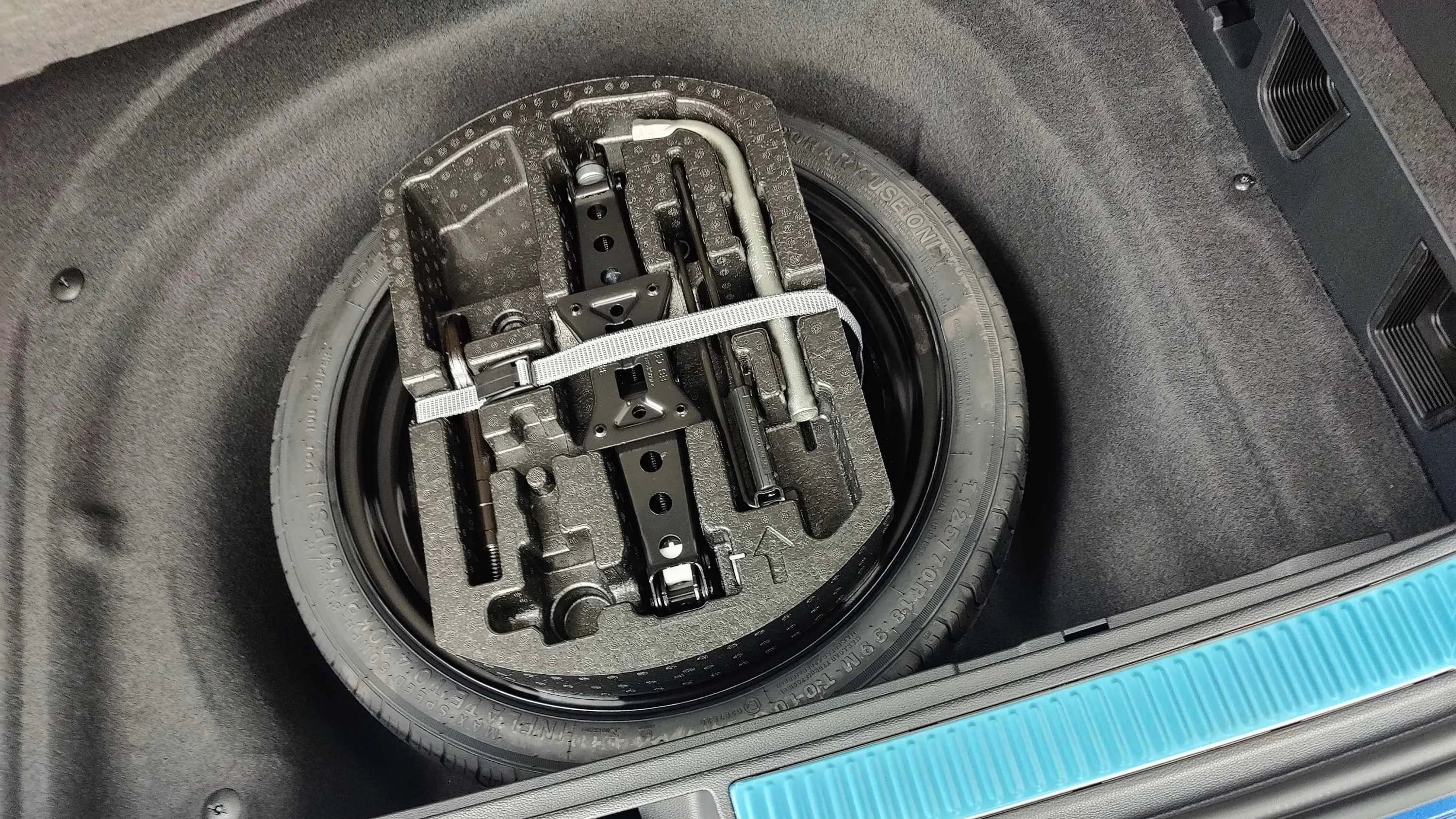 Superb Combi Selection 2.0 TDI DSG SCR képe