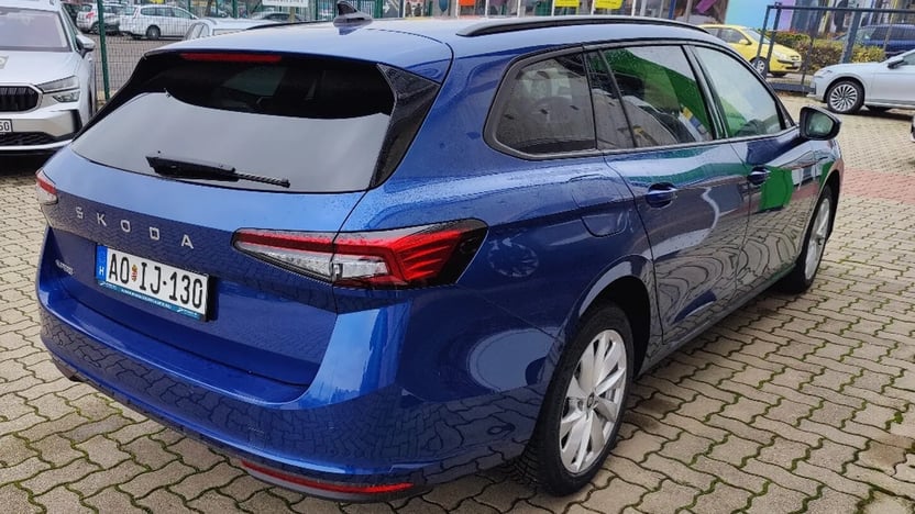 Superb Combi Selection 2.0 TDI DSG SCR képe