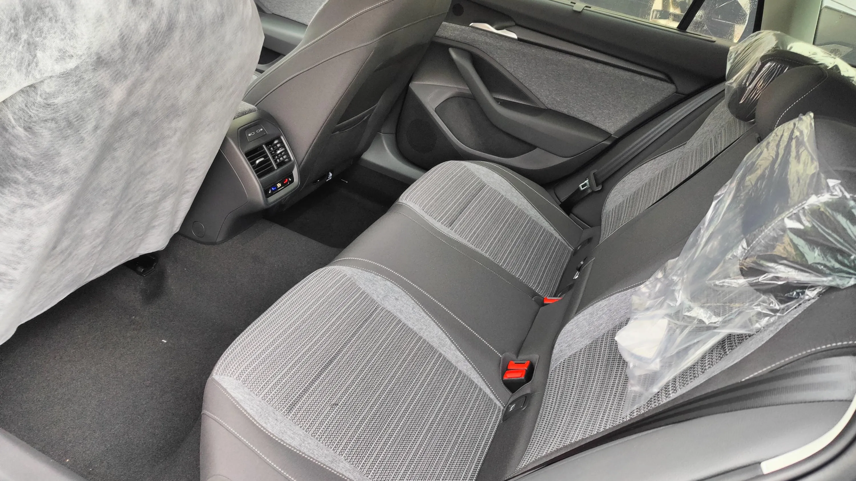 Superb Combi Selection 2.0 TDI DSG SCR képe