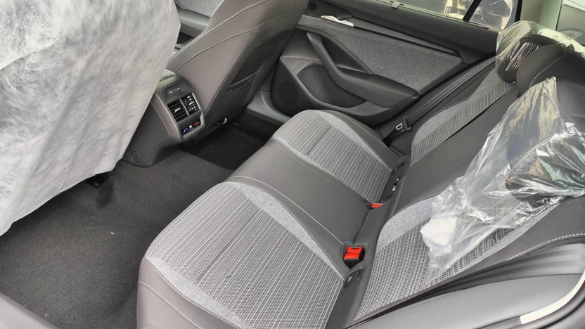 Superb Combi Selection 2.0 TDI DSG SCR képe