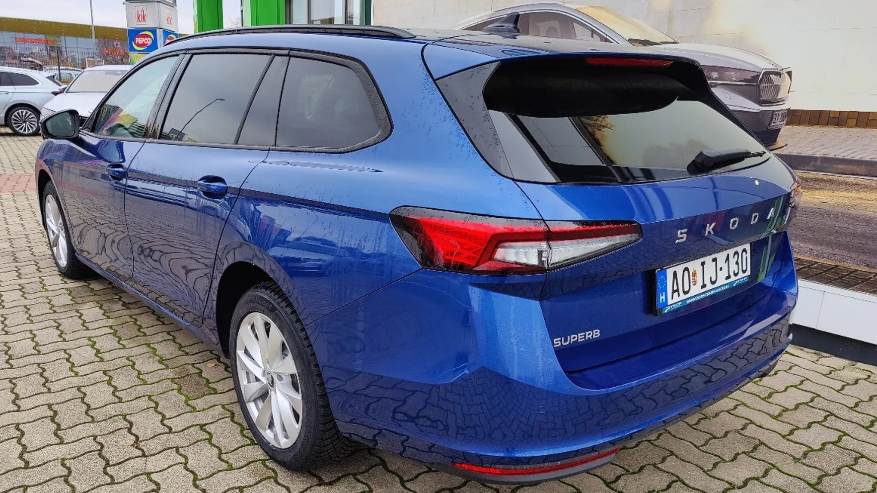 Superb Combi Selection 2.0 TDI DSG SCR képe