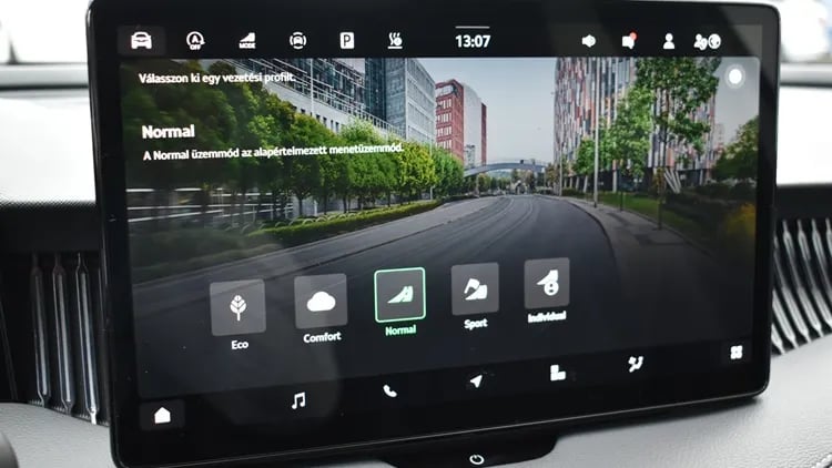 Superb Combi SL 2.0 TDI 4x4 DSG SCR képe