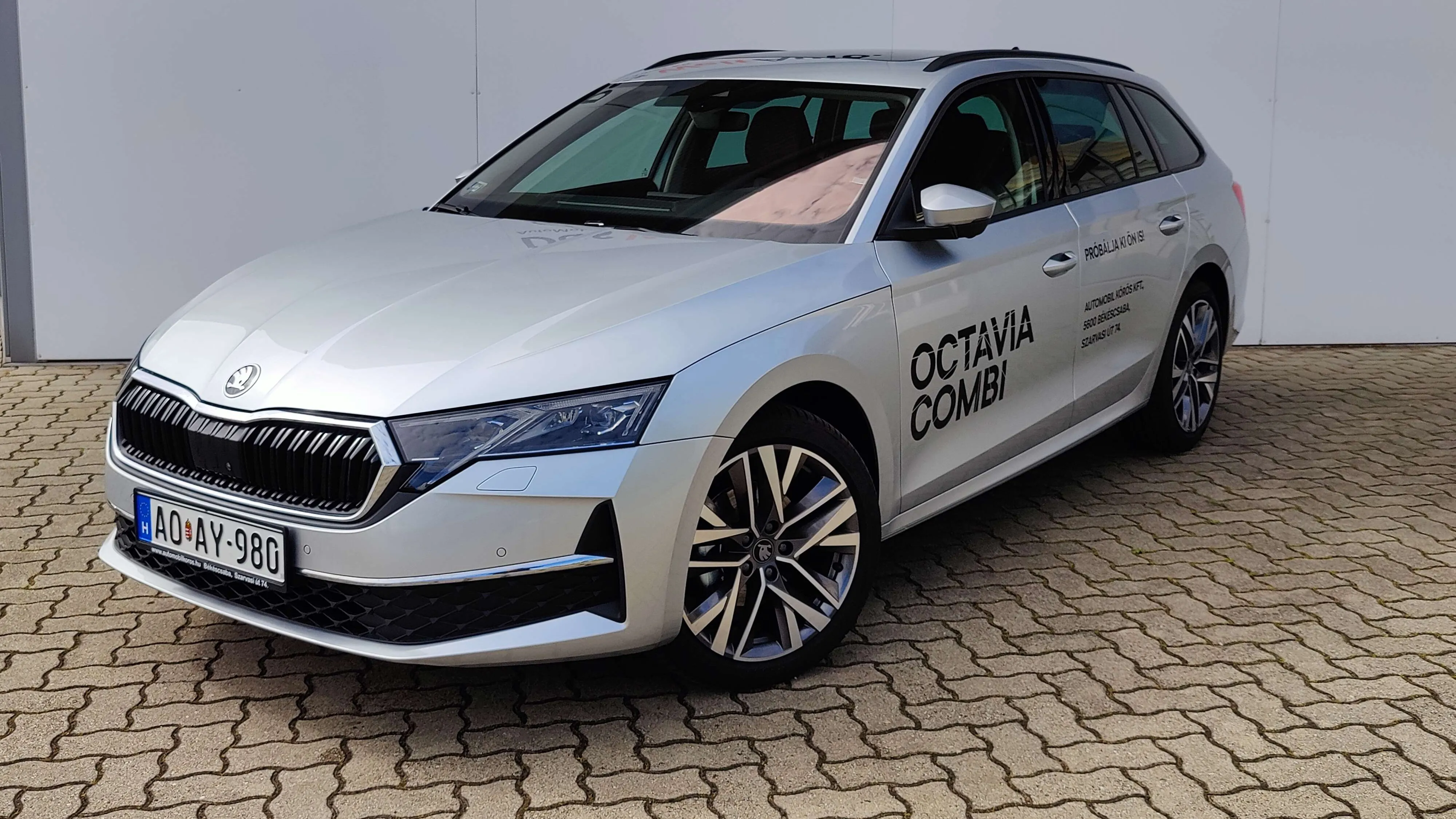 Octavia Combi Selection 2.0 TDI DSG SCR képe