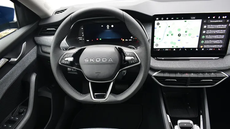 Octavia Combi Selection 2.0 TDI DSG SCR képe