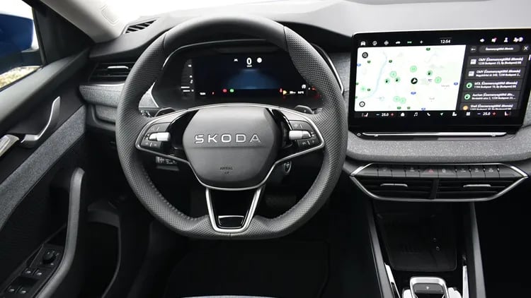 Octavia Combi Selection 2.0 TDI DSG SCR képe