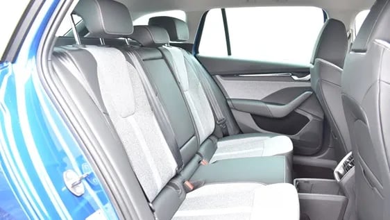 Octavia Combi Selection 2.0 TDI DSG SCR képe