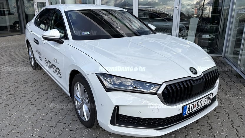 Superb Selection 2.0 TDI DSG SCR képe