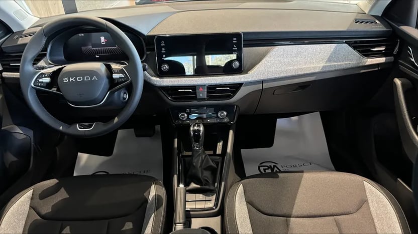 Scala Joy 1.0 TSI DSG képe