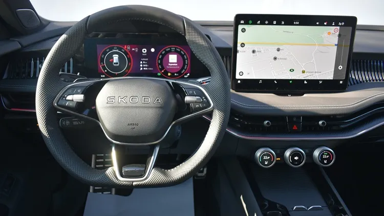 Superb Combi SL 2.0 TDI 4x4 DSG SCR képe