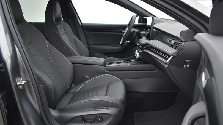 Superb Combi SL 2.0 TDI 4x4 DSG SCR képe