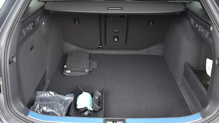 Superb Combi SL 2.0 TDI 4x4 DSG SCR képe